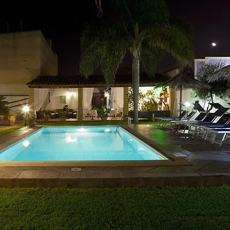 Brunelli לינה וארוחת בוקר 3*